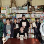 Сквозь бури в море и судьбе